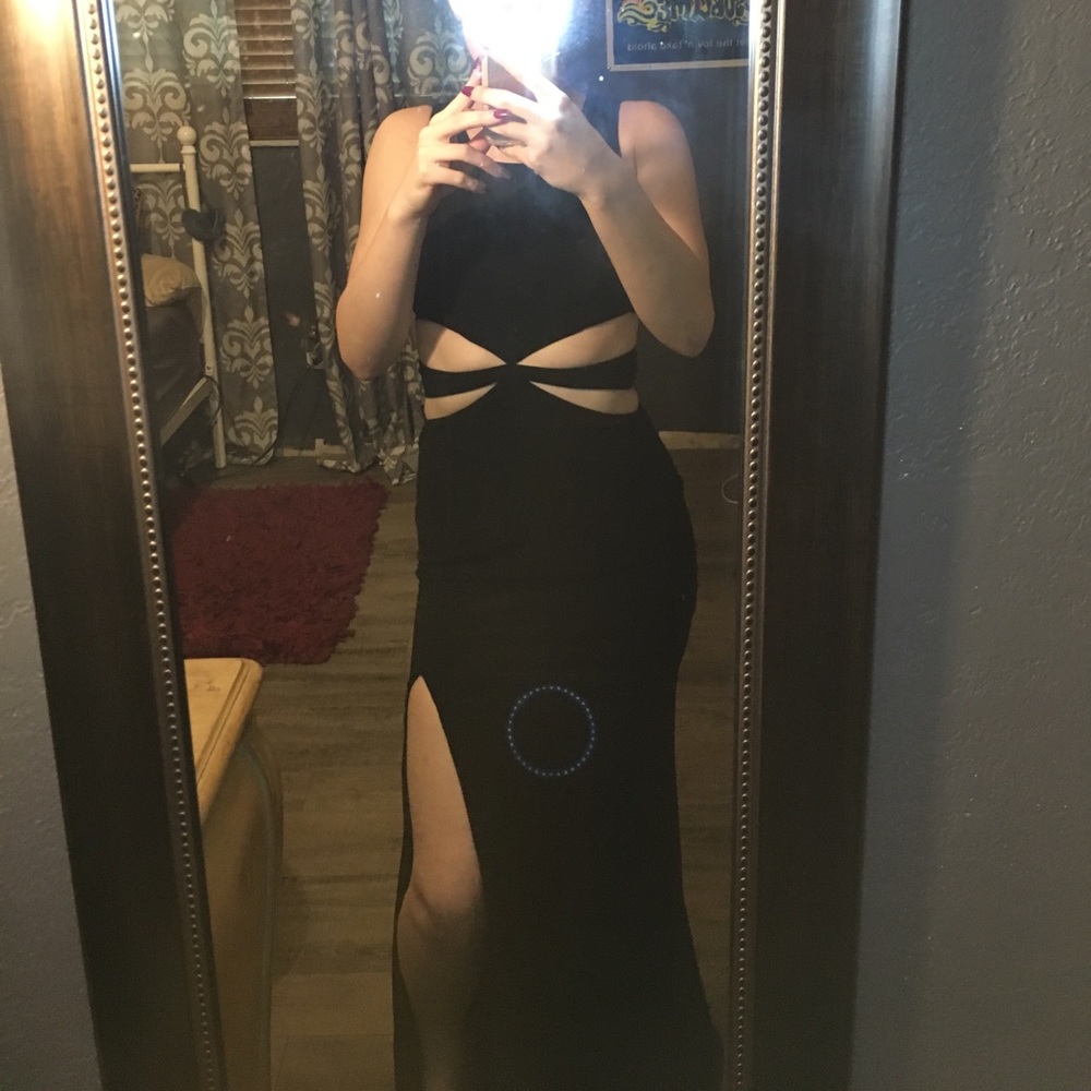 Black Floor Length Prom Dress